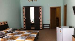 Гостиница Гостевой Дом у Виктора Алупка-2